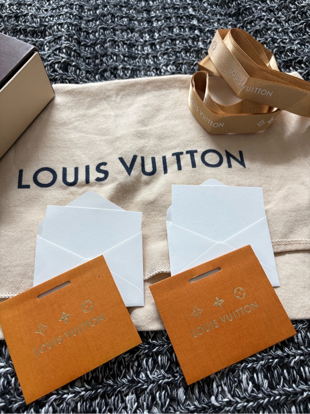 LV Box,Tags, Ribbon, Etc. - Picture 7 of 7
